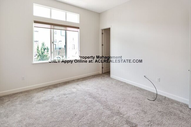 Building Photo - Spacious, 4 bed 3 bath Dublin Home For Rent