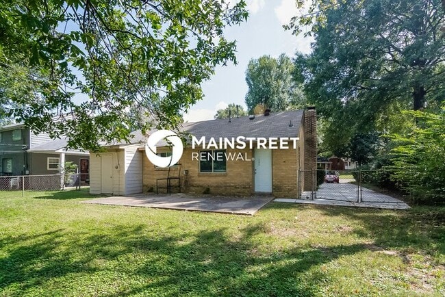Building Photo - 3 Bedroom Pet-Friendly Home in Memphis, TN with Main Street Renewal