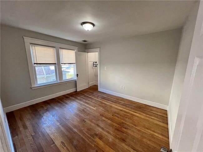 Building Photo - 63 Jastram St