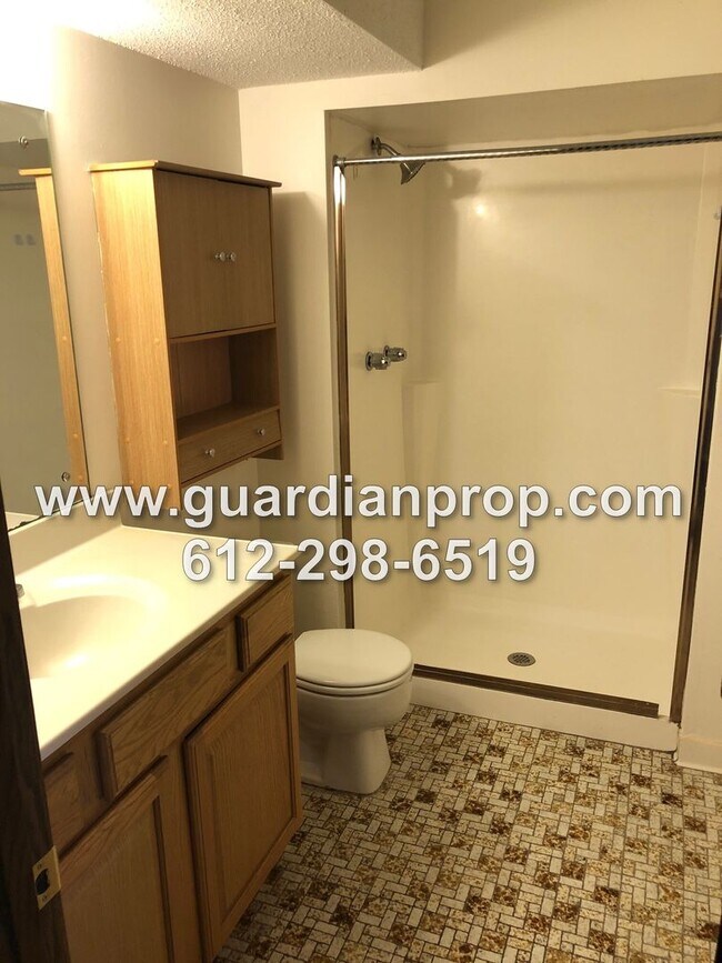 Building Photo - 2190-2194 Coon Rapids Blvd