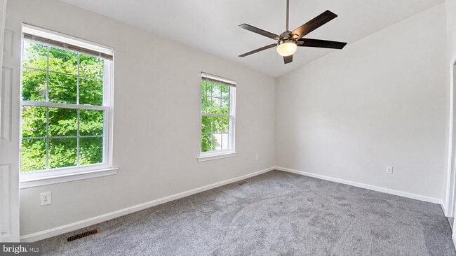 Building Photo - 1660 Willowwood Ct