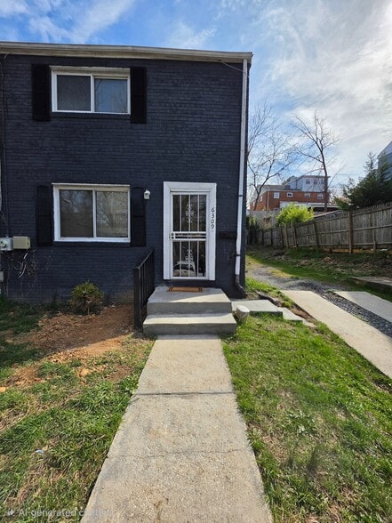 Building Photo - 6309 Longfellow St