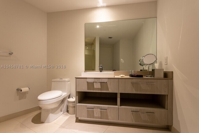 Building Photo - 4111 S Ocean Dr