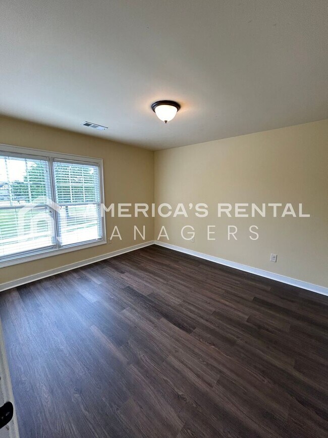 Building Photo - 3651 Chalybe Cove