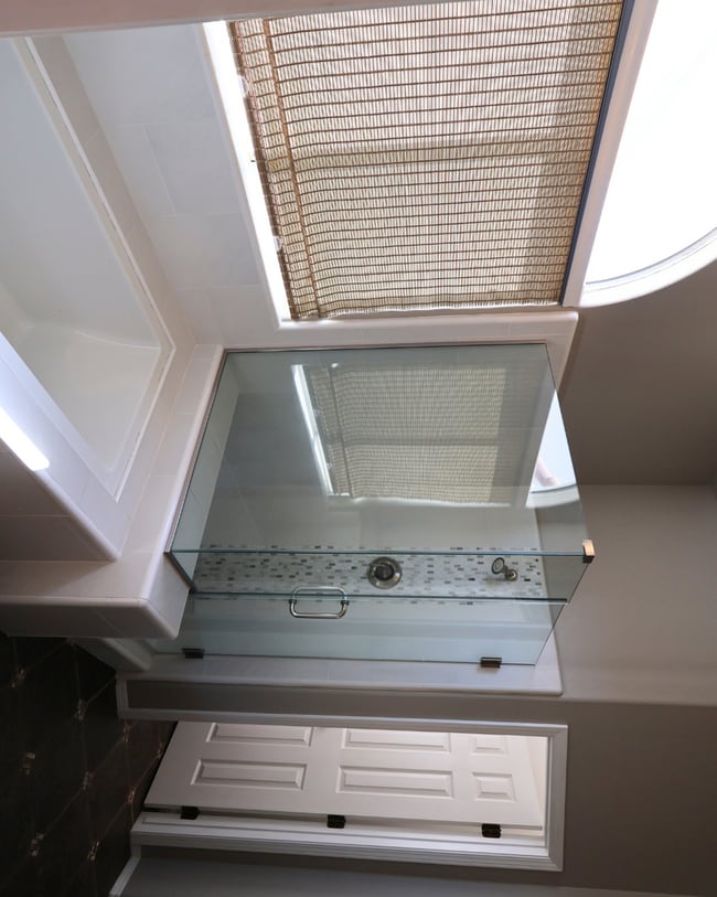 Building Photo - Spacious Beautiful 4-bedroom, 2-bath single-family home in Northwest Bakersfield, Move In Today!