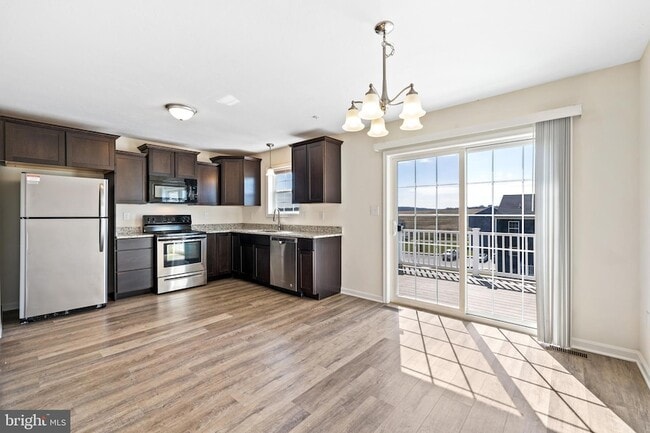 Building Photo - 29 Millrace Ct