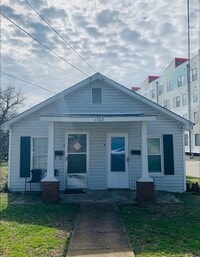 Building Photo - Belmont/12th South!