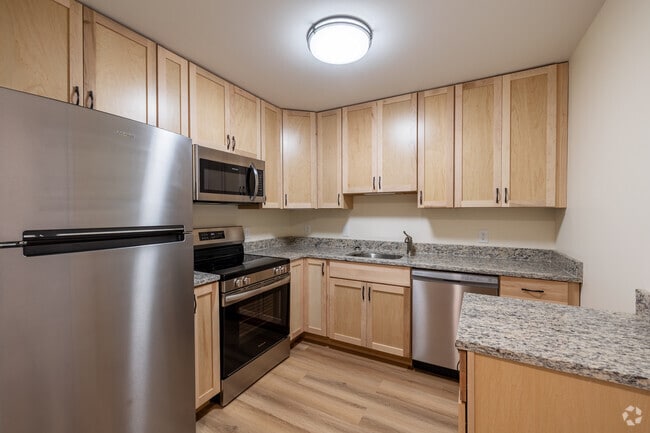 Interior Photo - The Spinney at Van Dyke