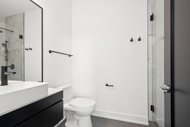 Building Photo - 9214 Washington St