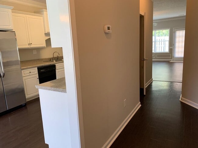 Building Photo - 4310 E Barcelona Way