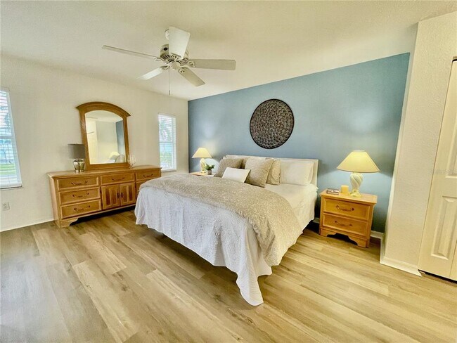 Building Photo - 5800 Sabal Trace Dr