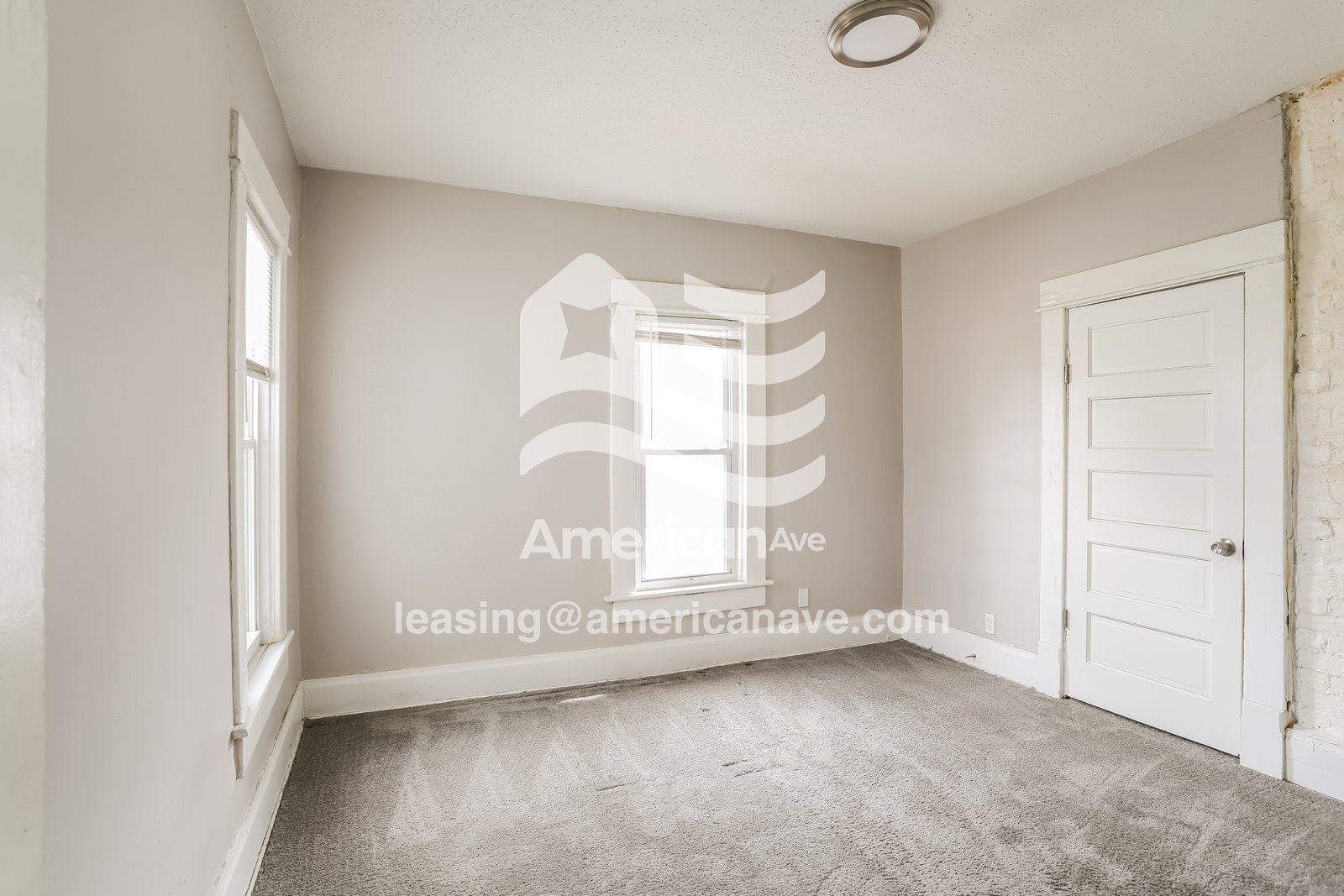 Building Photo - 1615 E Fulton St