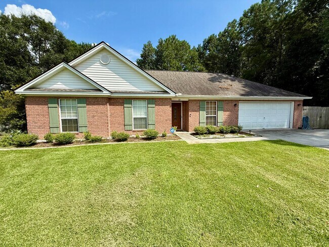 Building Photo - MOVE-IN READY! (Pet Friendly)