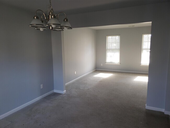 Building Photo - 9824 Aaronda Ct