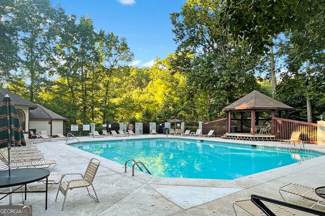 Building Photo - 901 Wentworth Ct