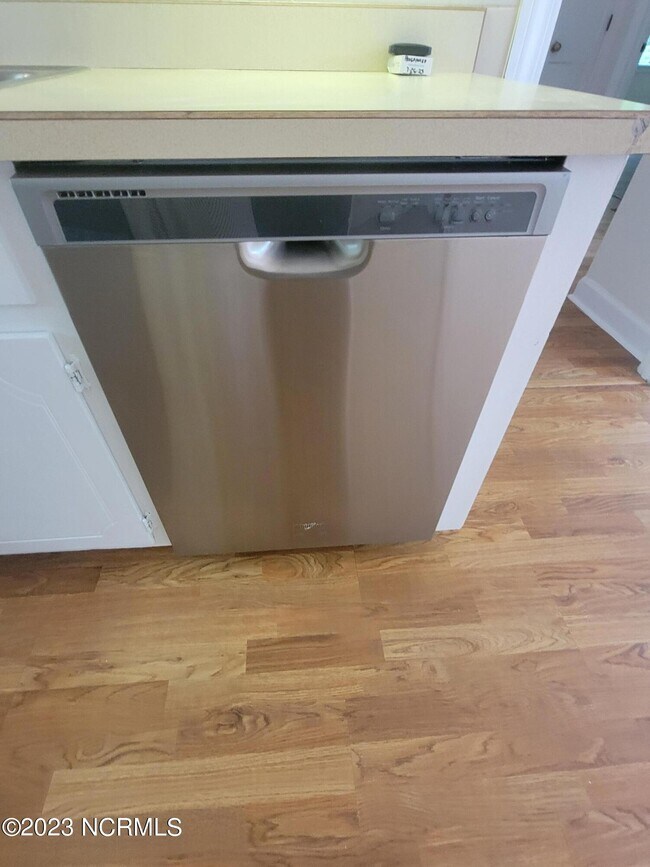 Building Photo - 4505 Wentworth Ct