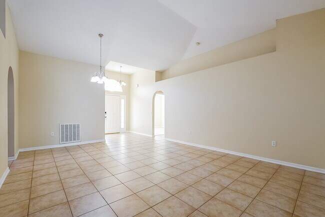 Building Photo - 5201 Silver Thistle Ln