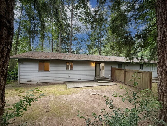 Building Photo - 18928 SR 9 SE
