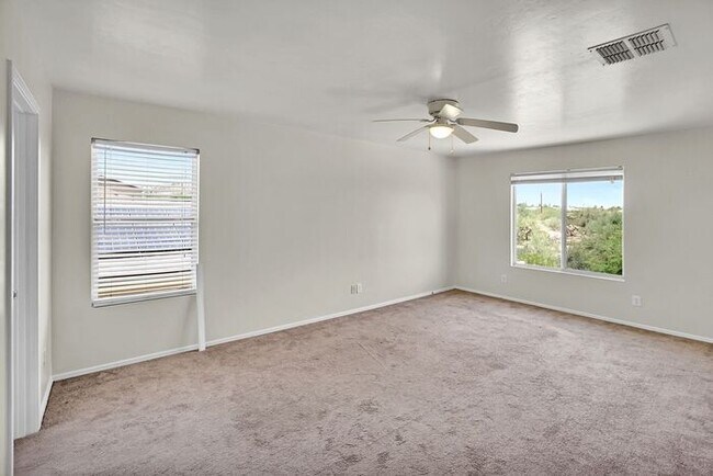 Building Photo - Spacious Sanctuary in Sahuarita: Modern Living Meets Outdoor Comfort