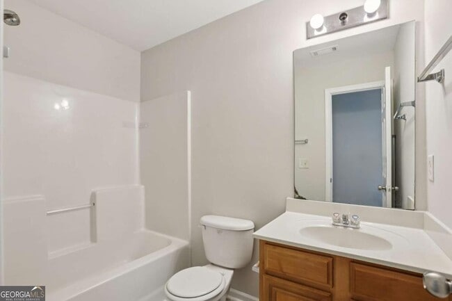 Building Photo - 1025 Pebble Creek Trail