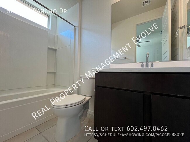 Building Photo - 8757 W Rancho Dr