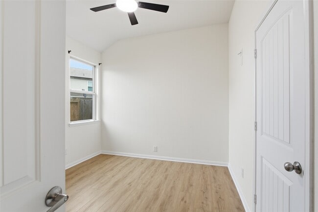 Building Photo - 170 Rd 51022