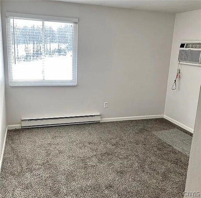 Building Photo - 343 Village Blvd N