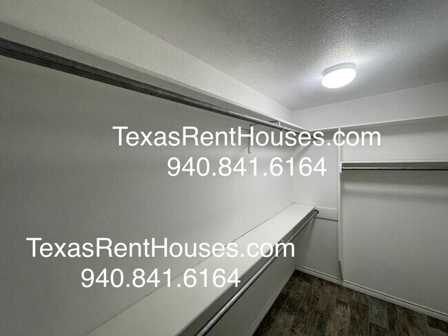 Building Photo - Spacious 3-Bedroom Home for Rent in Wichita Falls – Ideal Location!