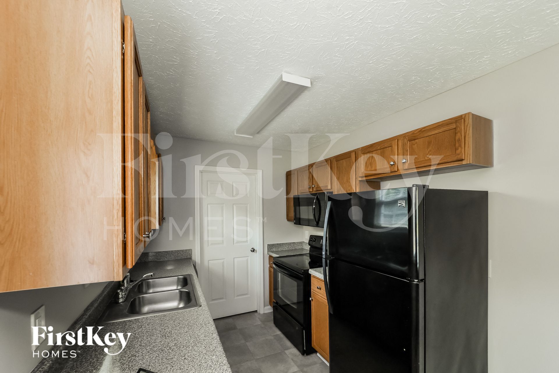 Building Photo - 208 Pleasant Way