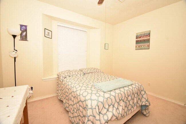 Building Photo - 5727 Carta Valley Ln