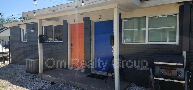 Building Photo - 3339 Simmons St