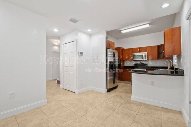 Building Photo - 7422 NW 182nd St