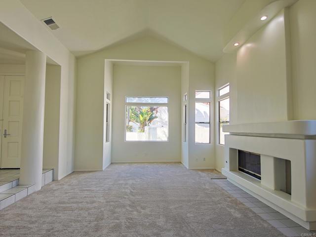 Building Photo - 4918 Amador Dr