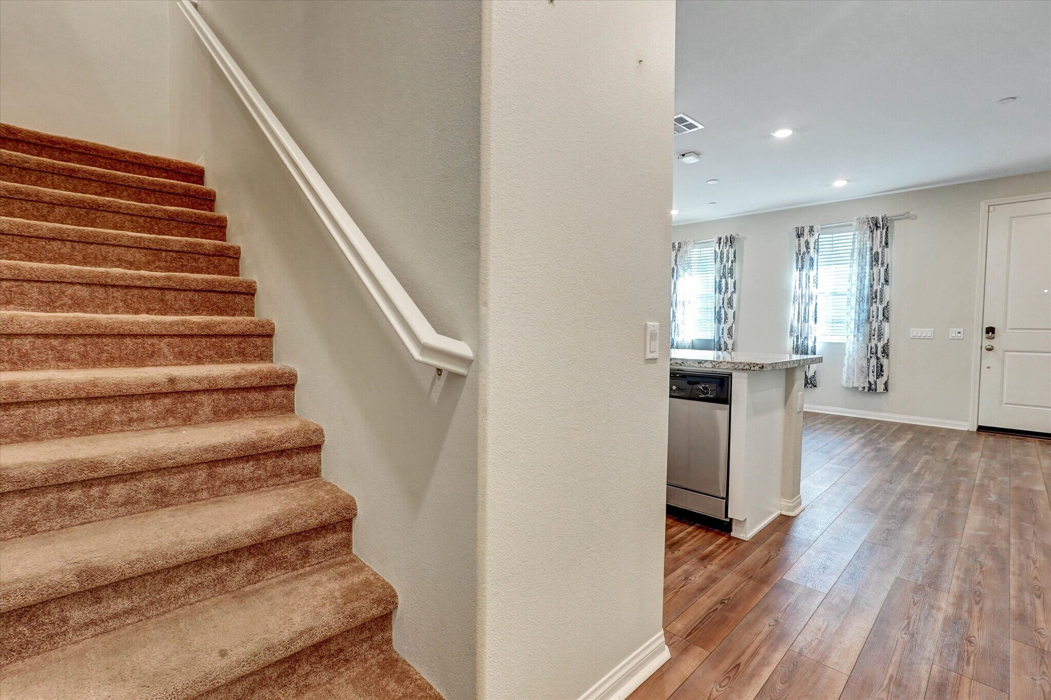 Building Photo - 26417 Choral Ln