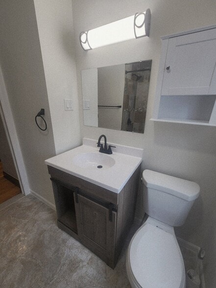 Building Photo - 17145-17147 Santa Rosa Dr