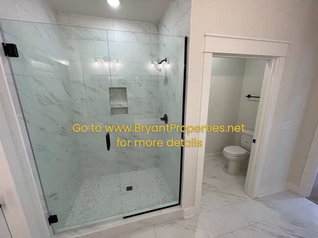 Building Photo - Portland - 3 Bedroom, 2 Baths