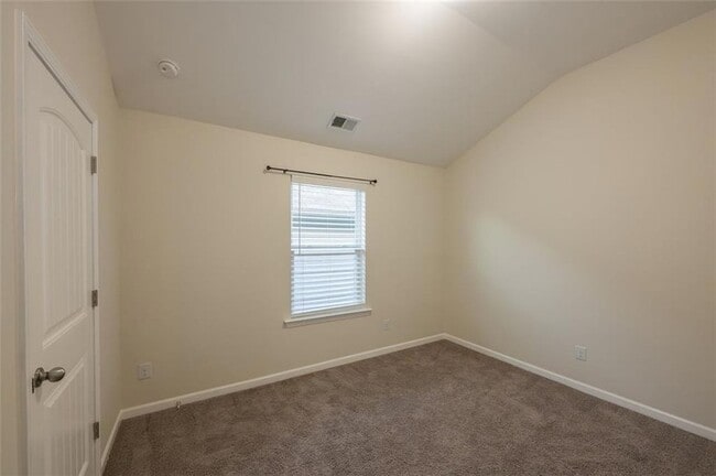 Building Photo - 840 Whisperwood Trail