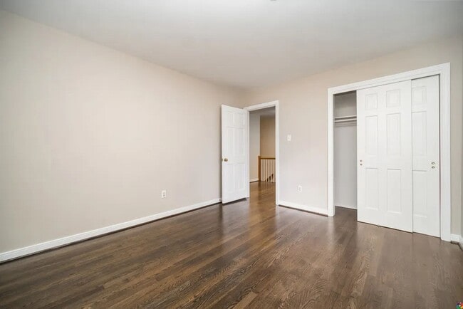 Building Photo - Incredible 2 story in West End with huge wraparound lawn