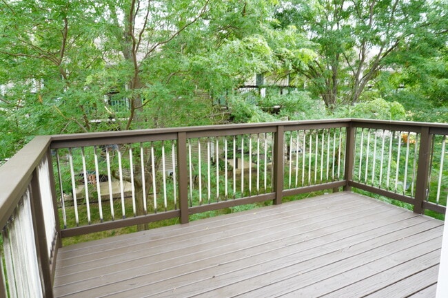 Building Photo - 1009 Twilight Dr