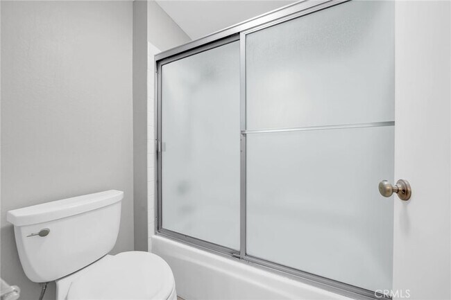 Building Photo - 2559 Plaza del Amo