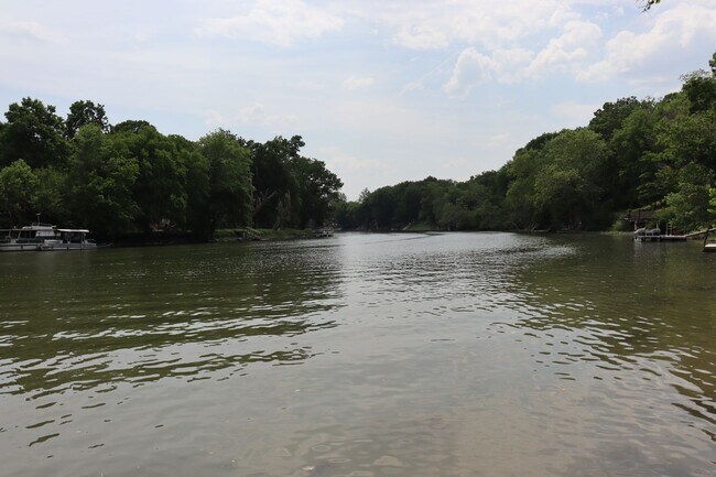 Building Photo - Move-In Special: 50% Off First Month’s Rent!-White River Access, Vaulted Ceilings, Natural Light,...