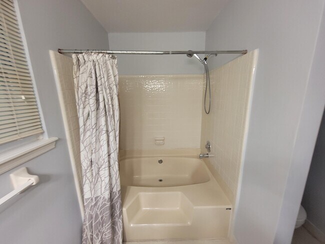 Building Photo - 4768 Red Leaf Ct