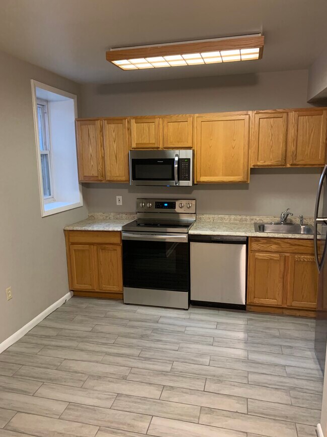 Renovated kitchen - 121 New York Ave NW