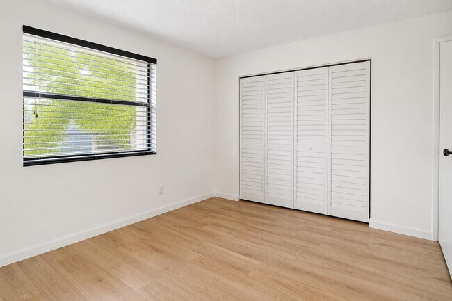 Building Photo - 1363 NW 94th Way