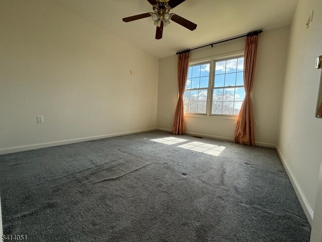 Building Photo - 18 Ashley Ct