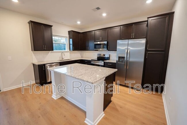 Building Photo - 46 Blues Dr