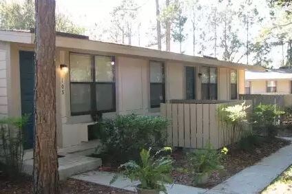 Building Photo - Rivers End