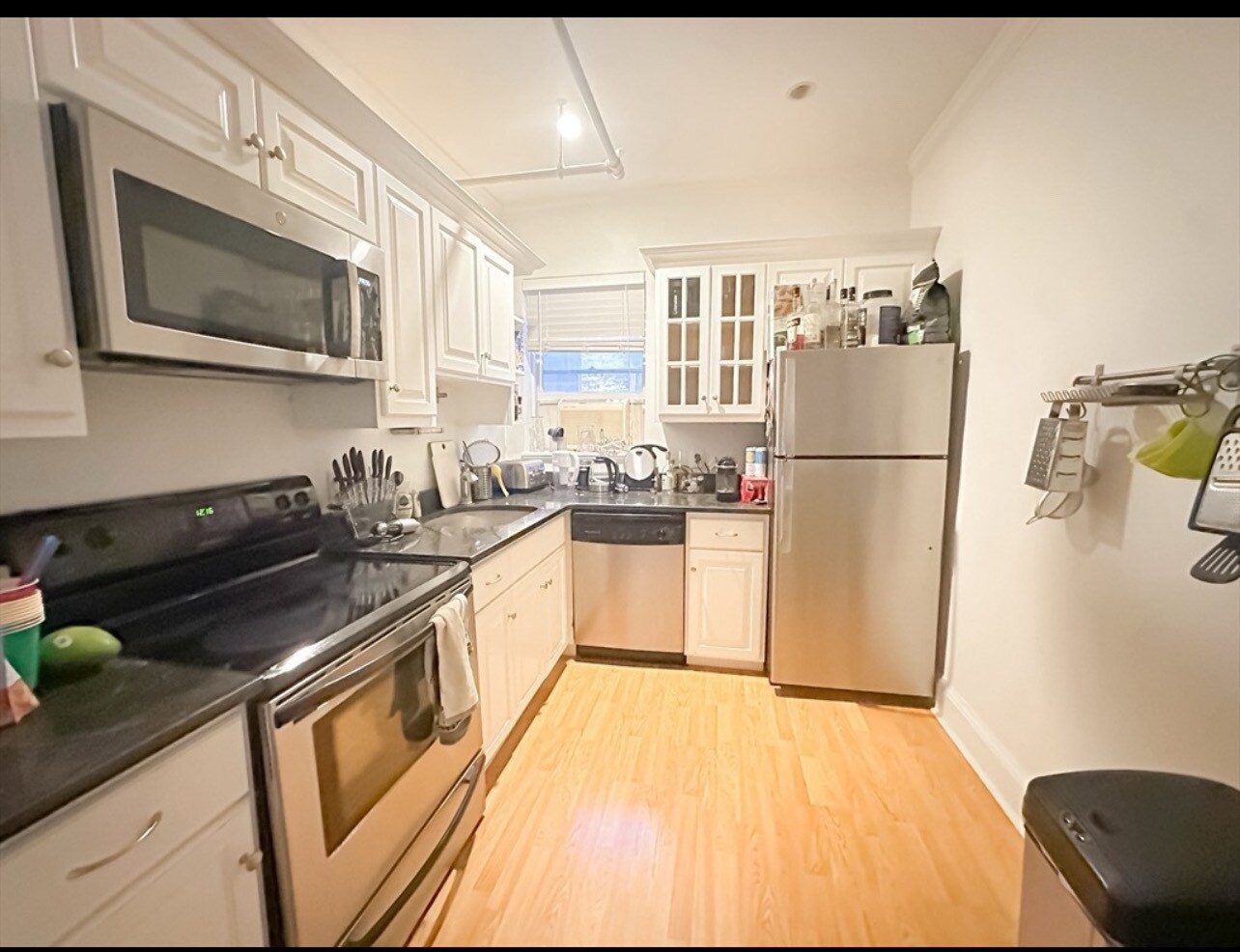 Building Photo - 16 White Street Pl