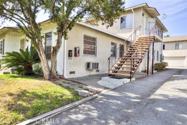 Building Photo - 1209 E Lexington Dr