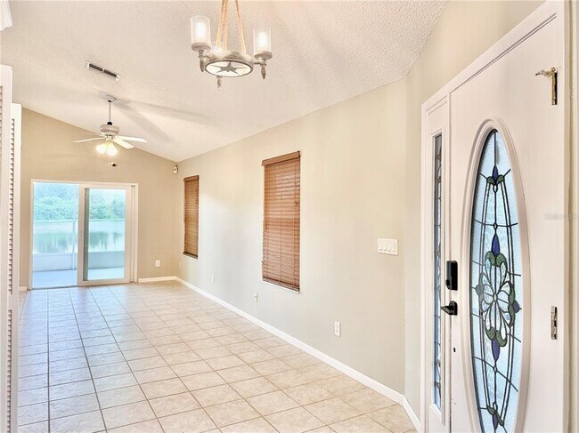 Building Photo - 2245 Springrain Dr